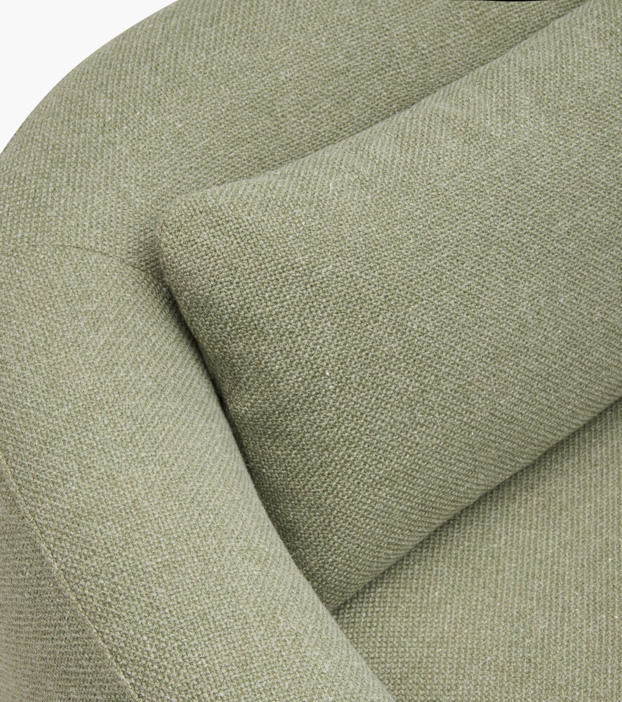 Loma Swivel Chair
