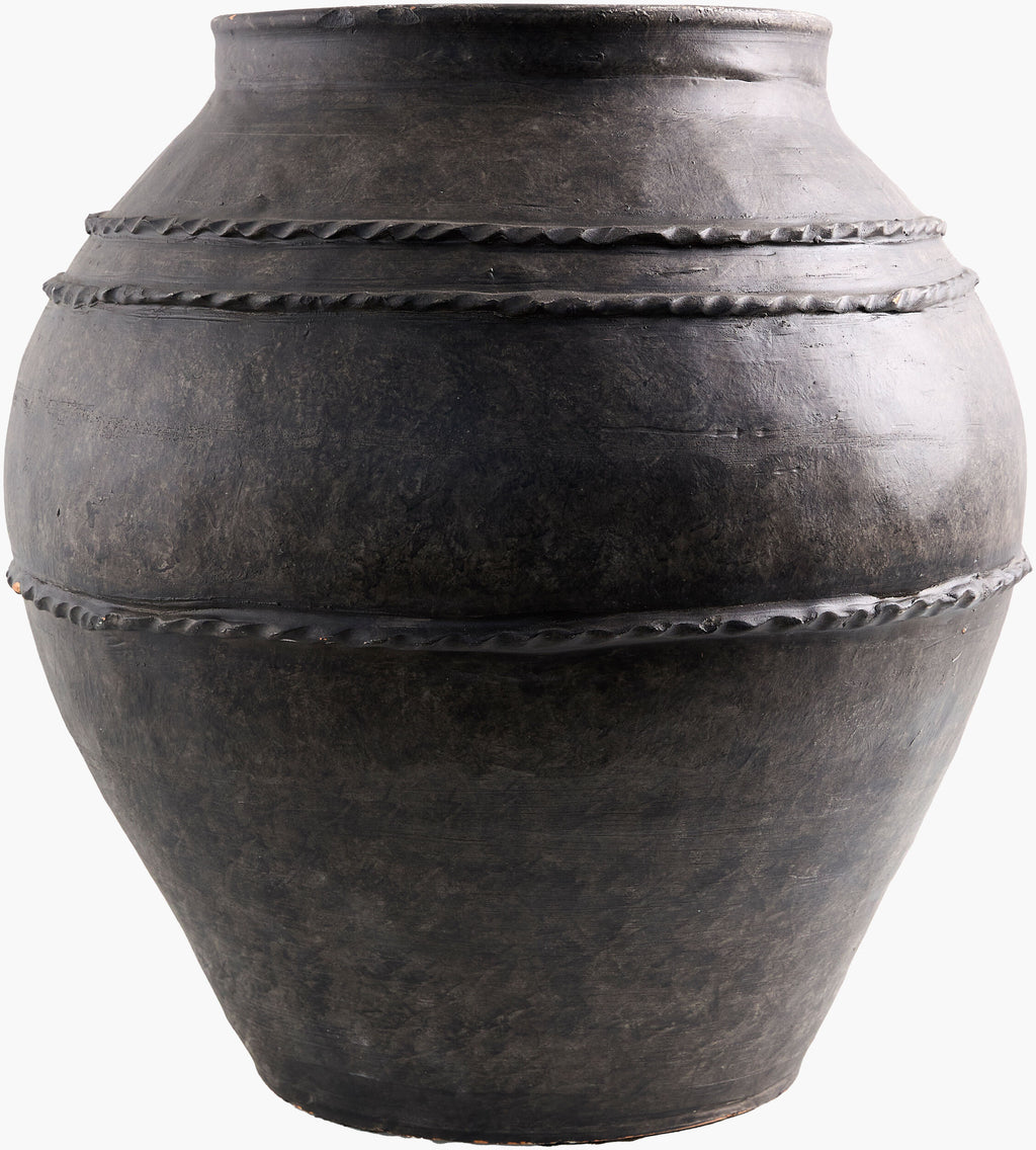 Stevi Vase